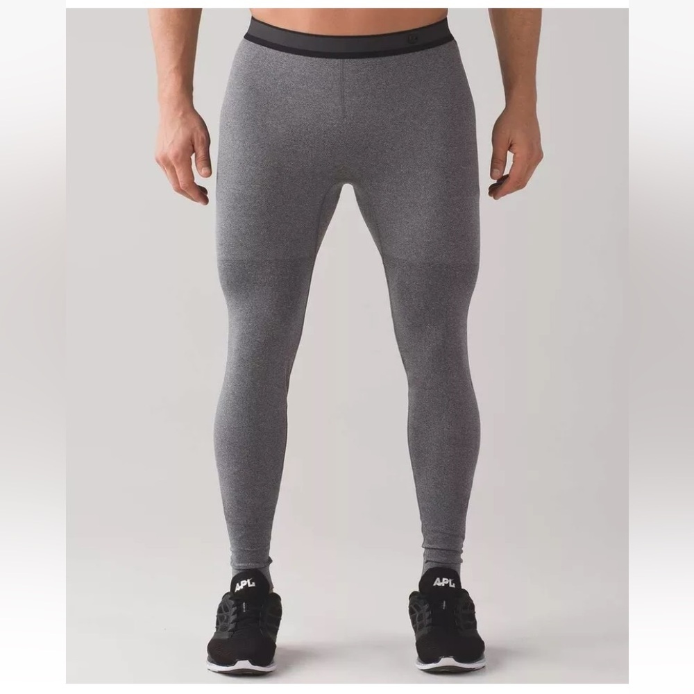Lululemon Metal Vent Tech DRT Tights Men Small Black White Base Layer Light RARE